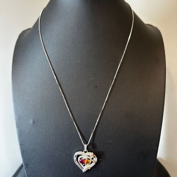 NIB Sterling silver, possibly gold plated, heart necklace with cz diamonds! - Picture 9 of 15
